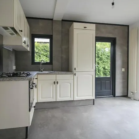 Mooie Bij Het Bos In De Buurt Ferienhaus
