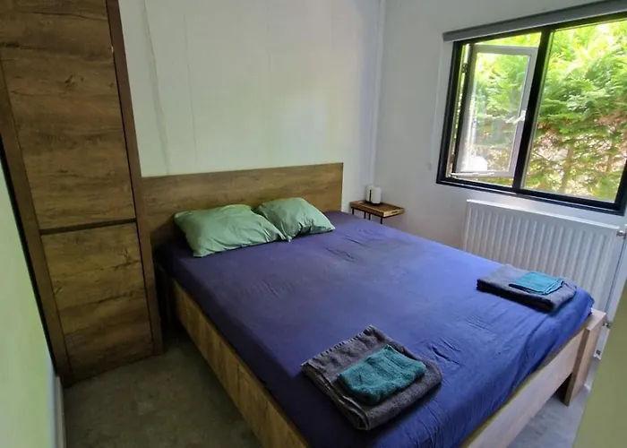 Mooie Bij Het Bos In De Buurt Semesterbostad