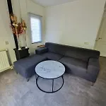 Mooie Bij Het Bos In De Buurt * Voorthuizen